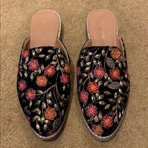 Indigo Rd Embroidered velvet Mules